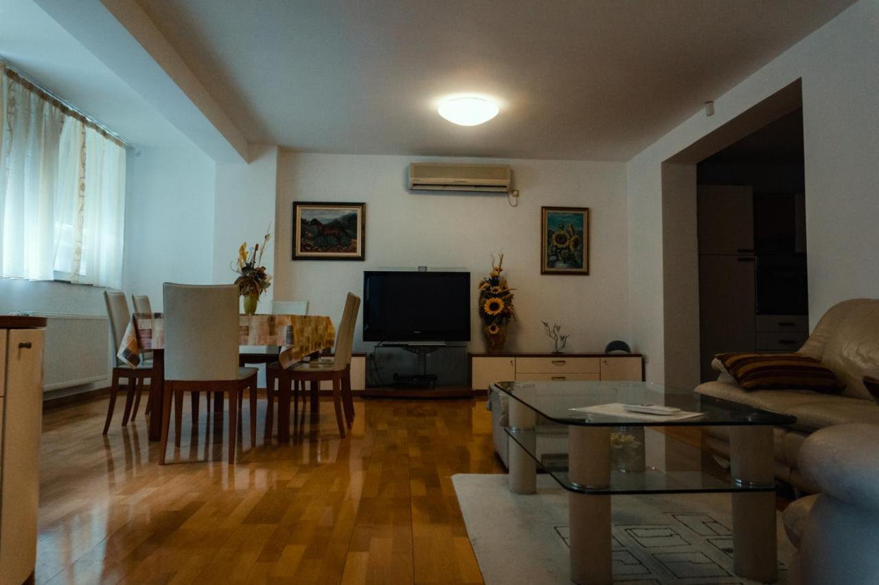 Holiday Home Rozic - Villa With Private Seasonal Heated Pool Mostar Luaran gambar