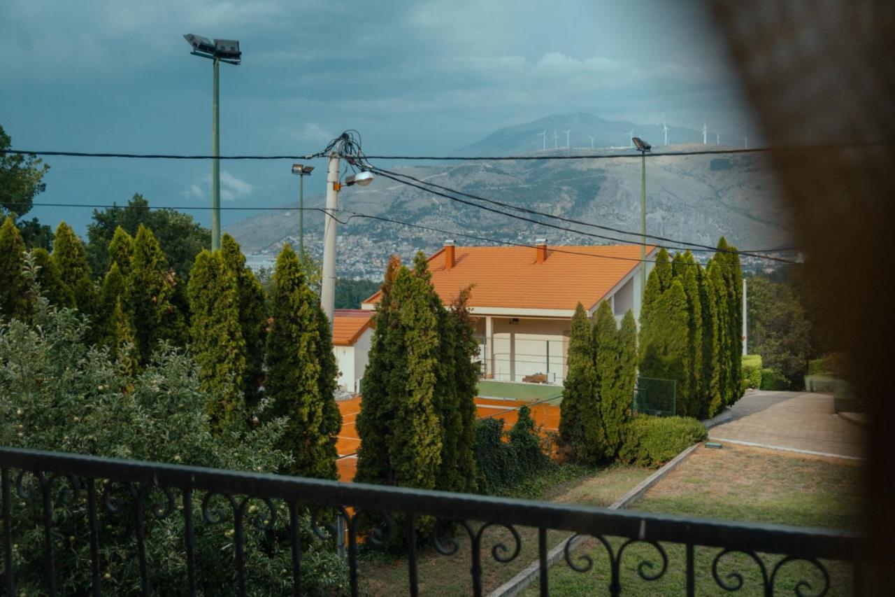 Holiday Home Rozic - Villa With Private Seasonal Heated Pool Mostar Luaran gambar