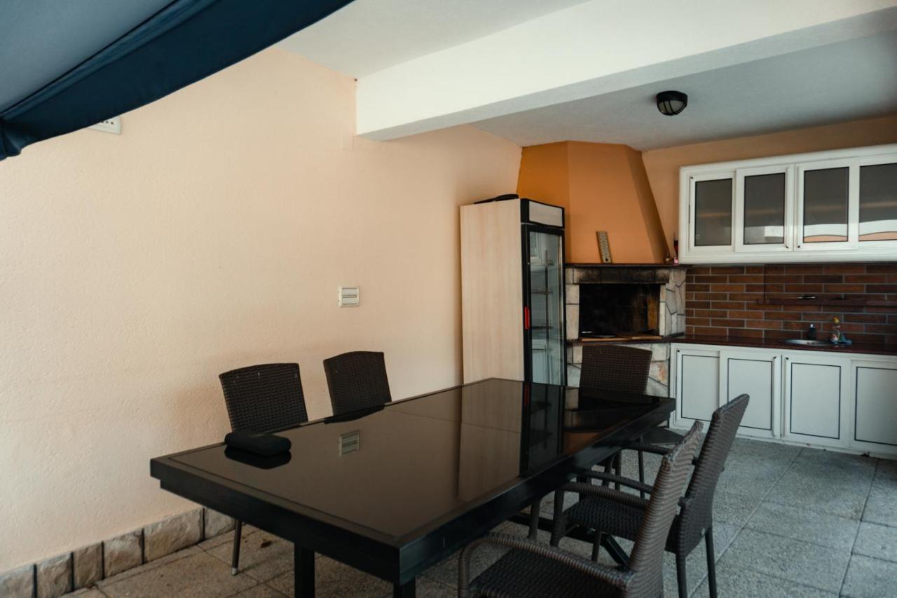 Holiday Home Rozic - Villa With Private Seasonal Heated Pool Mostar Luaran gambar